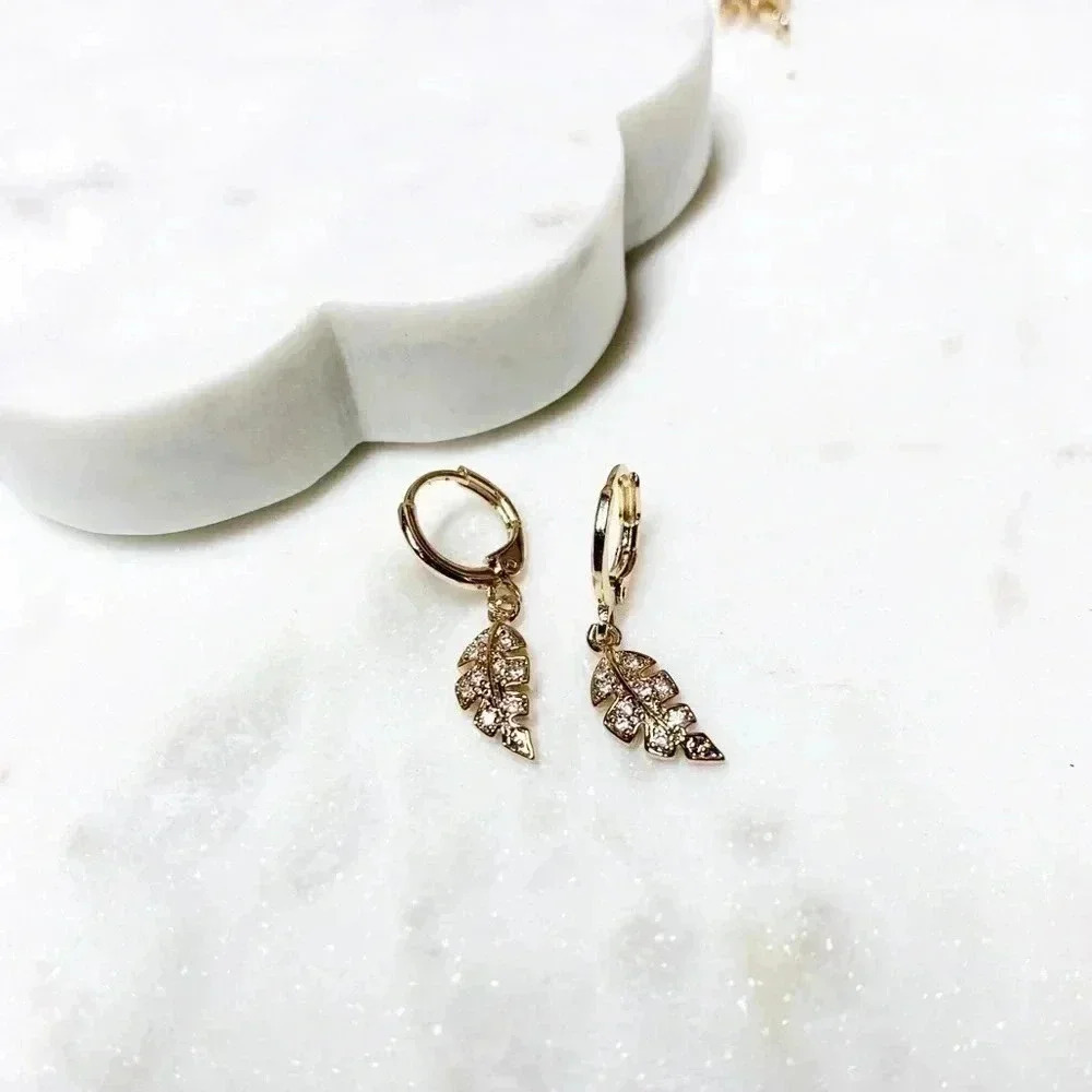 Huggie Petit Leave Hoops Earrings - Picture 2 of 5